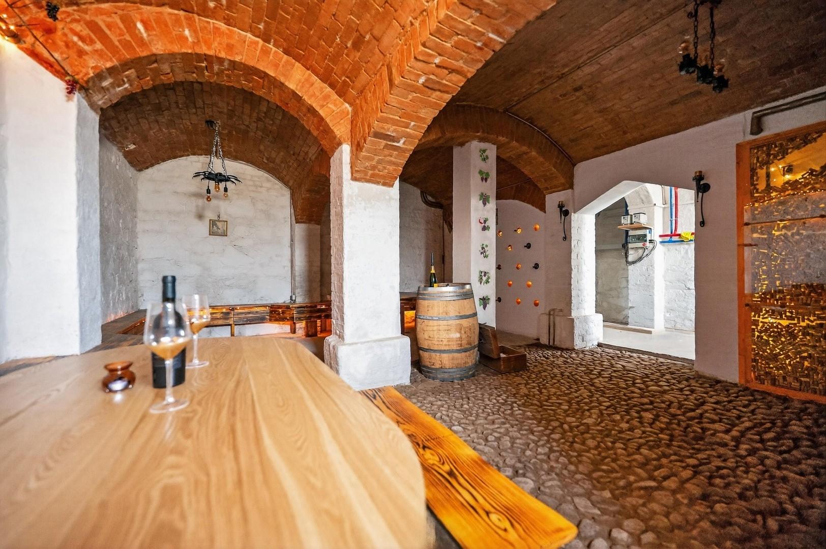 Weinkeller / Partyraum