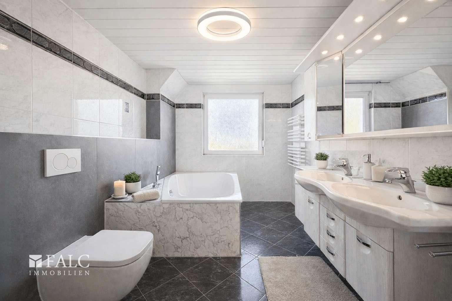 Badezimmer Erdgeschoss