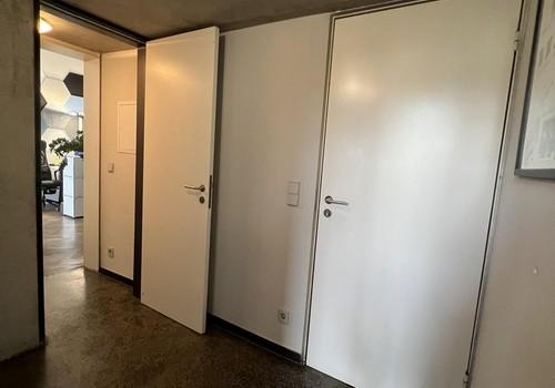 Flur EG mit separatem Zugang