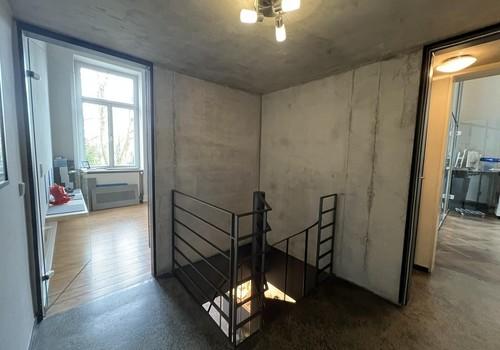 Flur Erdgeschoss mit Treppe