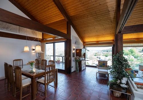 Wohn- und Essbereich