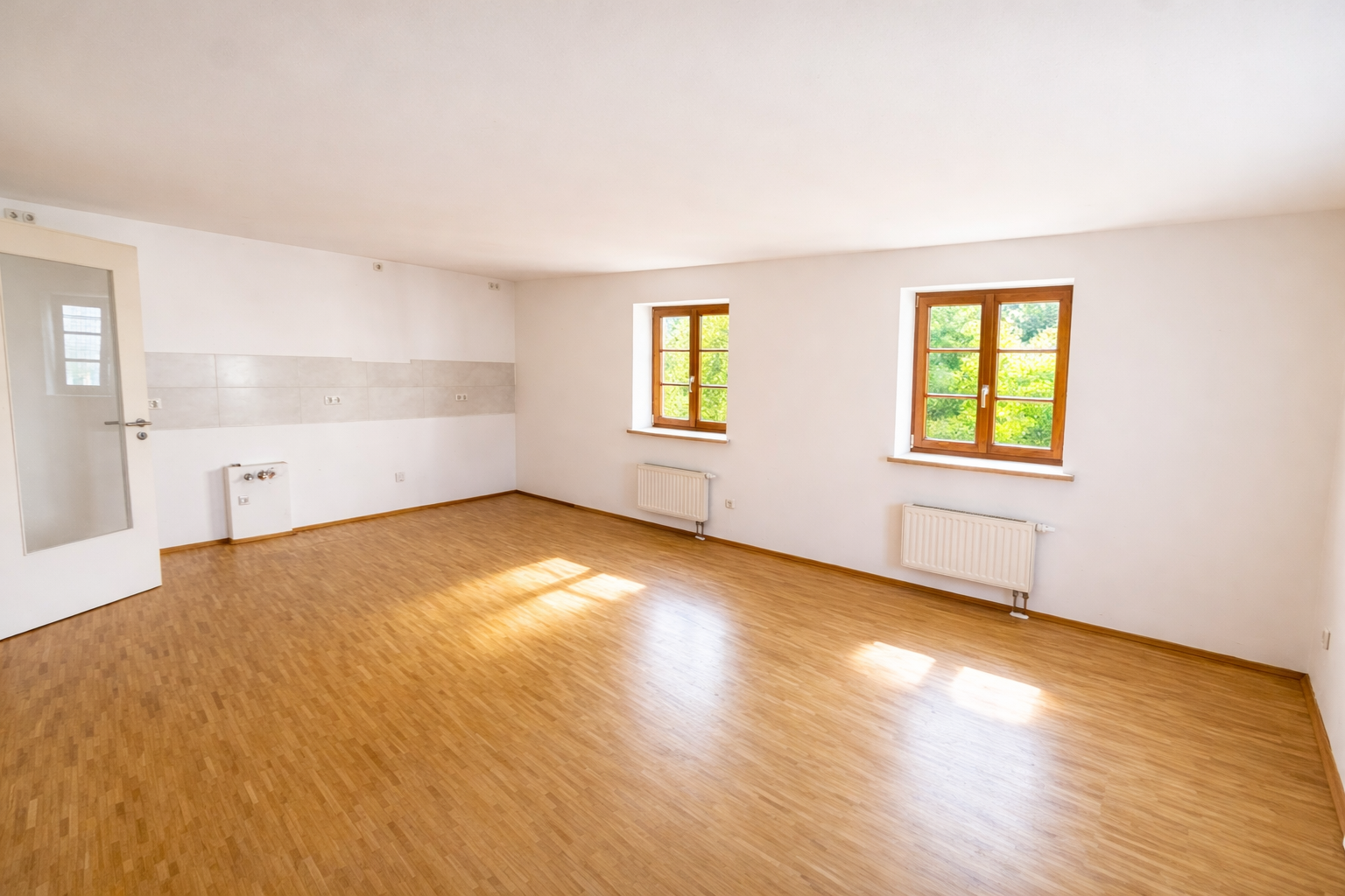 großzügiger Wohn- und Essbereich