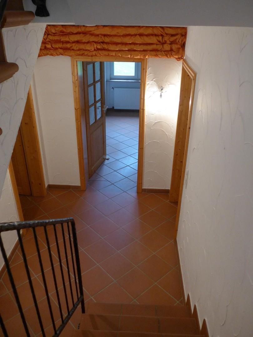 Blick Treppe EG ins Souterrain