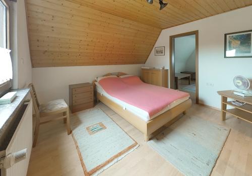 Schlafzimmer OG