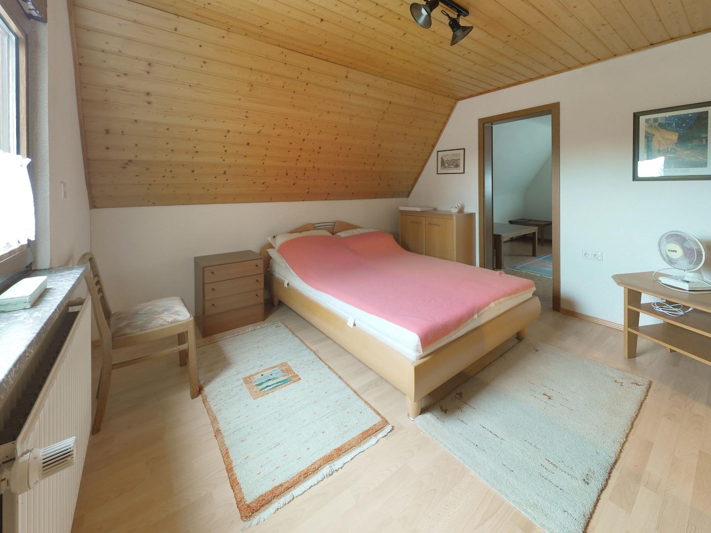 Schlafzimmer OG