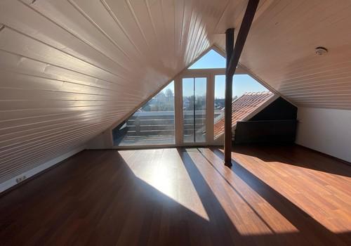 Balkon mit Panorama Fester