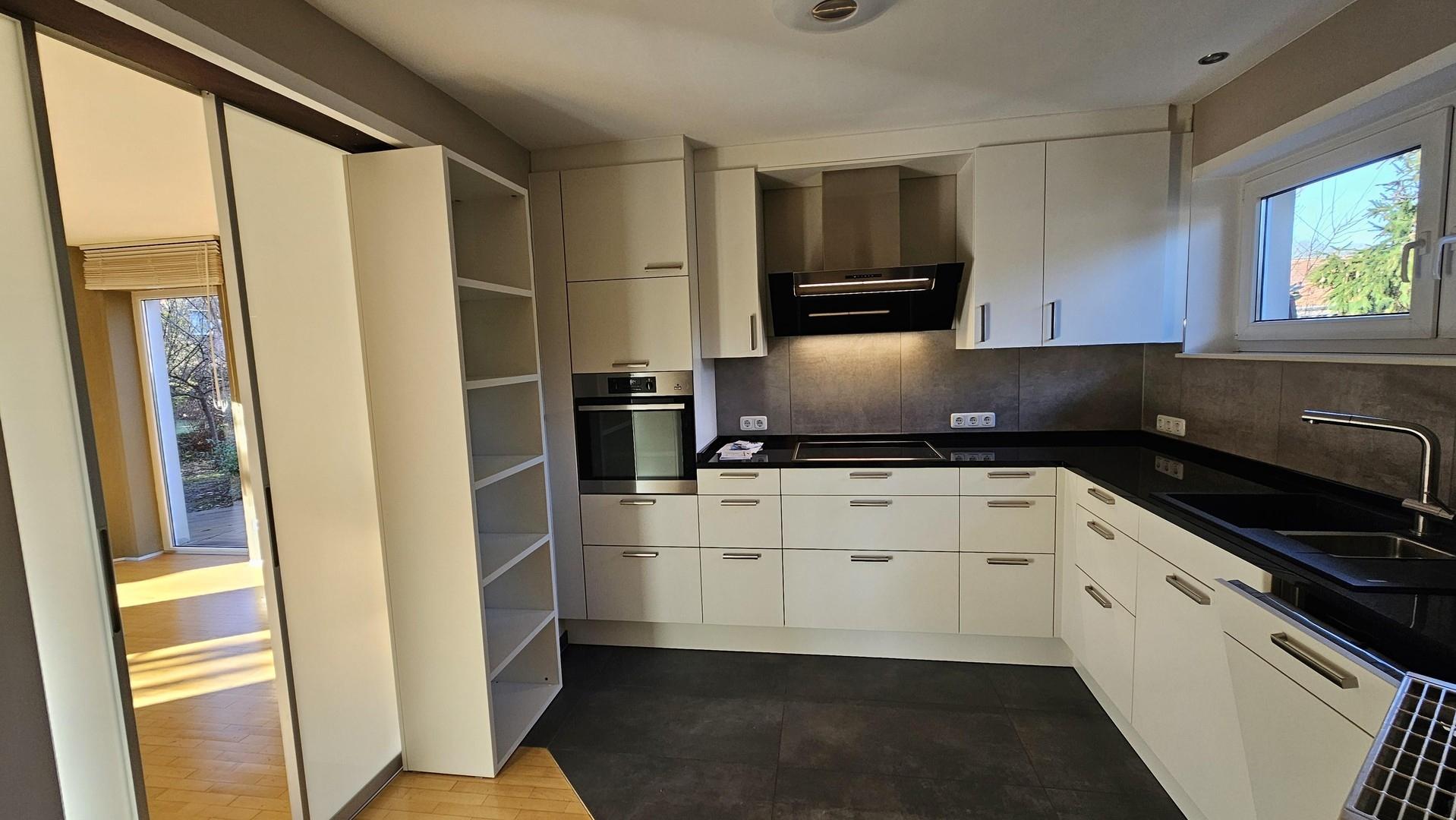 moderne Einbauküche