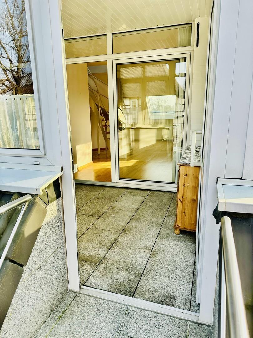 Eingang über Kaltwintergarten