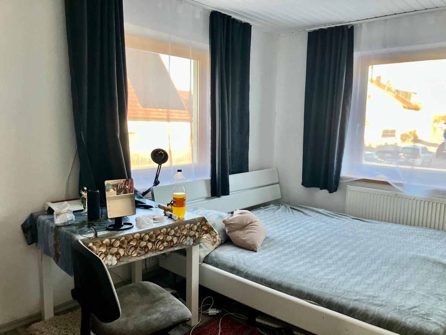 Schlafzimmer 2