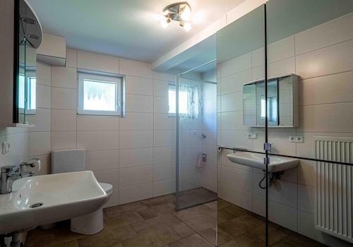 EG - renoviertes Bad