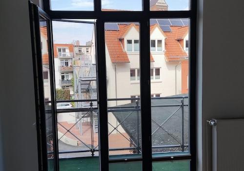 Schafzimmer mit Balkon