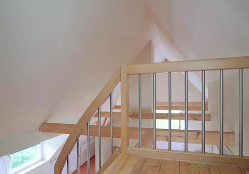 Blick auf die Deckenbalken