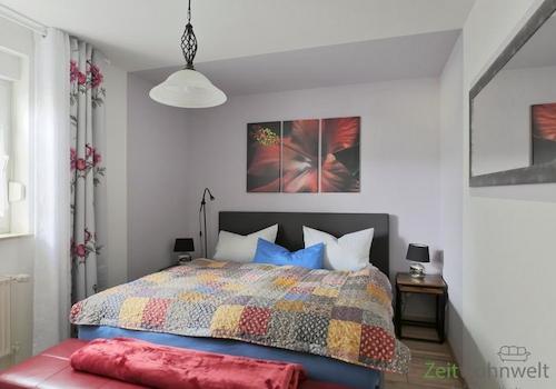 Blick ins Schlafzimmer