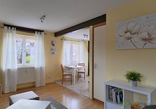 Blick zur Küchennische