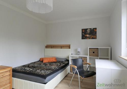 Blick ins Schlafzimmer