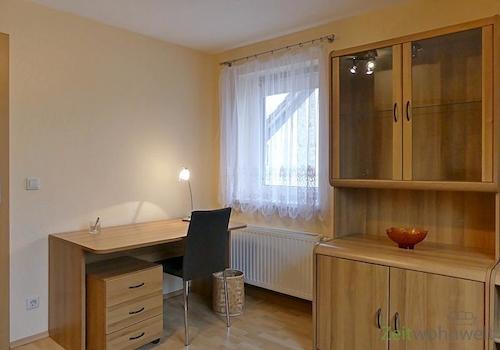 kleiner Schreibtisch