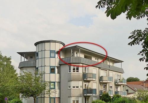 Außenansicht mit Markierung