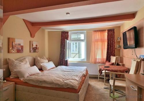 Blick ins Schlafzimmer