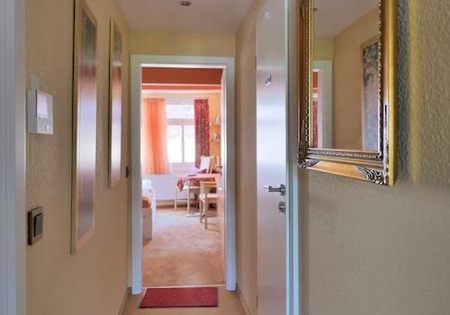 kleiner Wohnungsflur