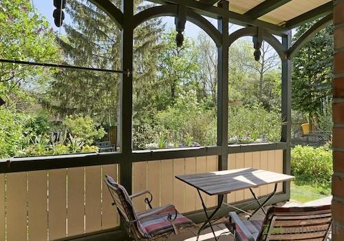 überdachte Terrasse