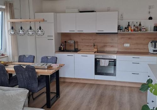 Wohnbereich mit offener Küche