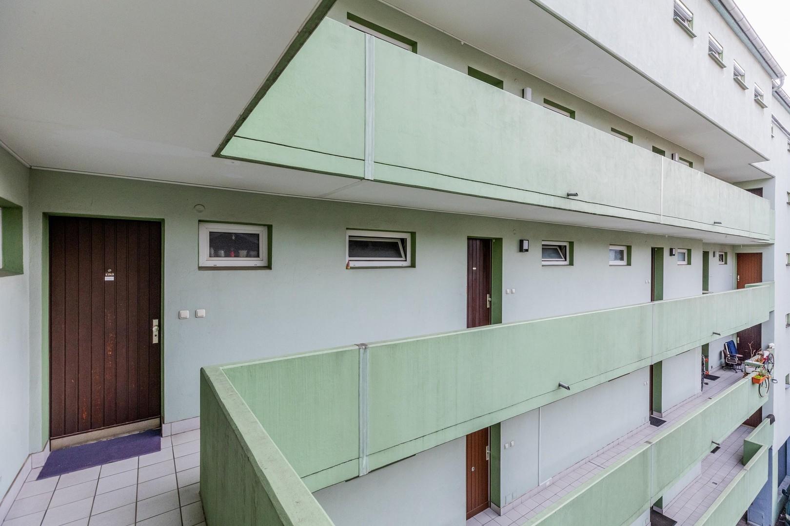 Zugang zum ruhigen Hinterhof