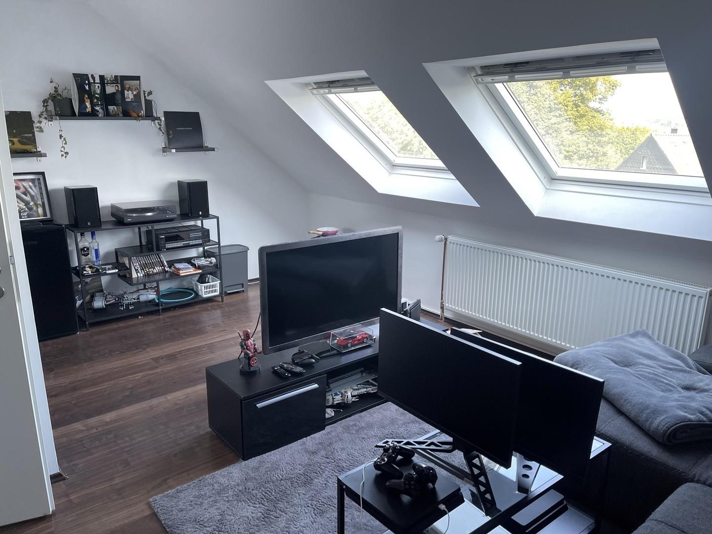 Jugendzimmer 1.OG/II