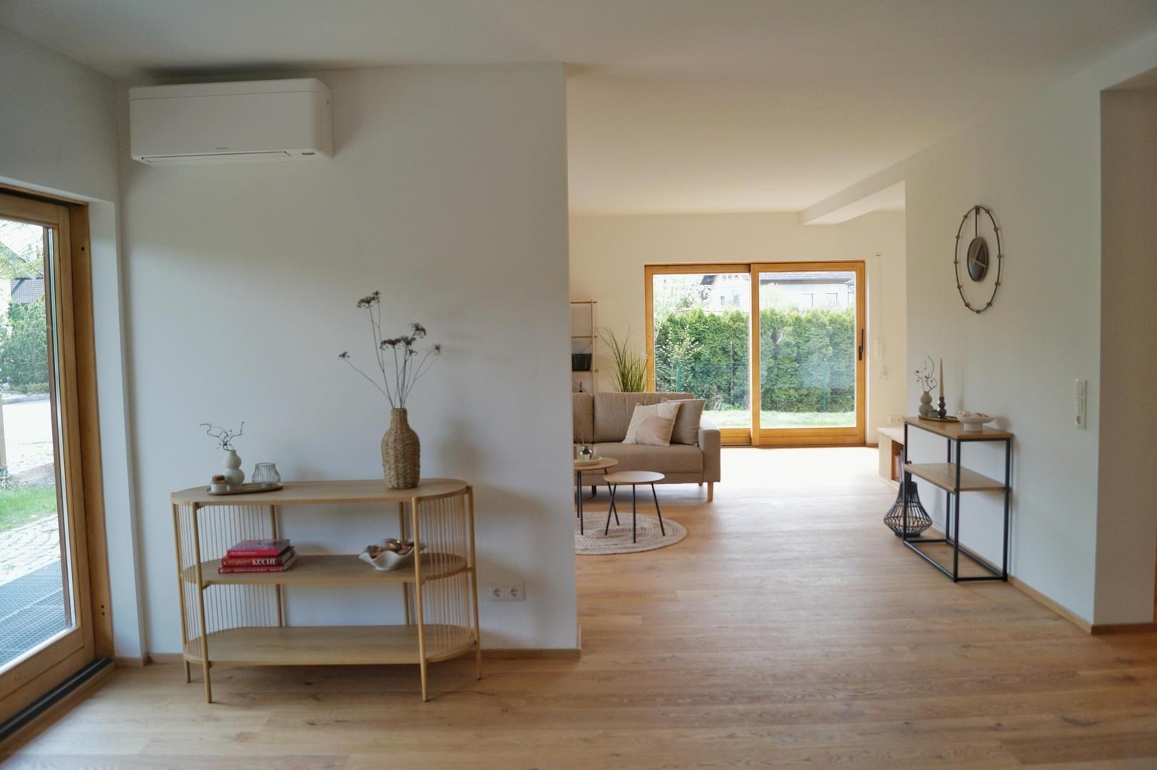 Blick ins Wohnzimmer