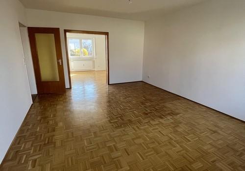 Wohnzimmer - Blick Richtung EZ