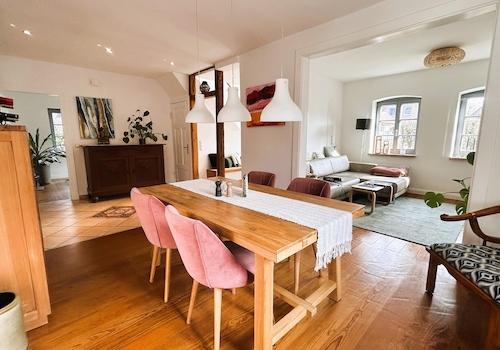 Geräumiger Wohnbereich EG