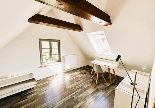 Kind-Büro-Gäste 1. OG