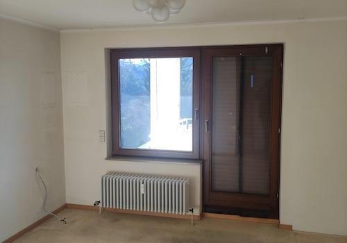 Schlafzimmer 1 Tür Südbalkon