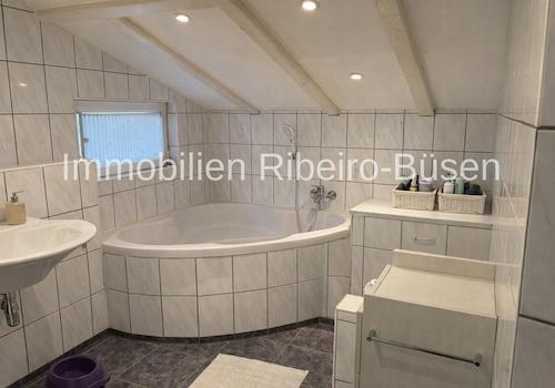 Badezimmer im  Dachgeschoss