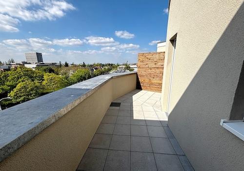 sonnige Dachterrasse