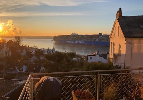 Blick auf die Elbe (Süd-Ost)