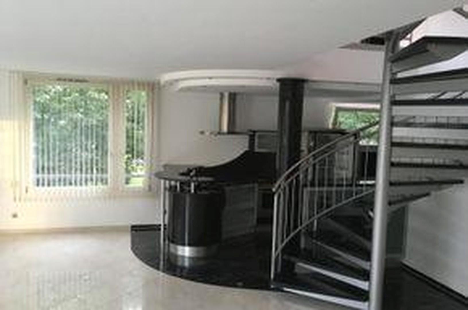 Bar/Treppen