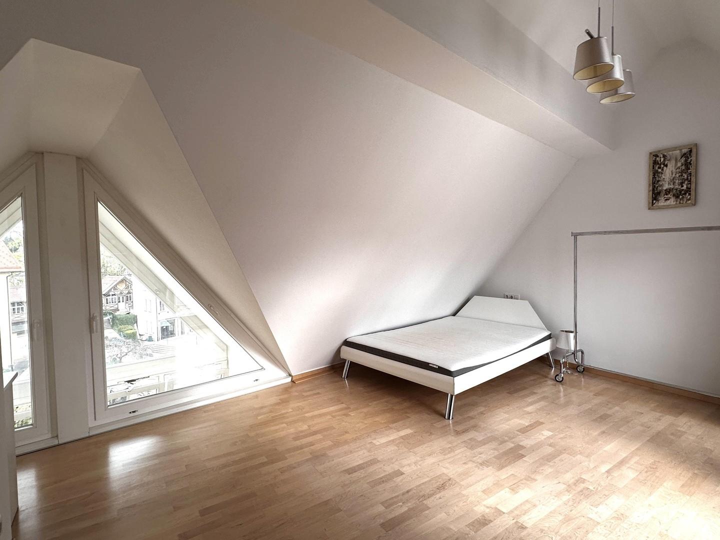 Schlafzimmer 2