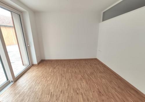 EG: Schlafen / Besprechungsraum Bild 1