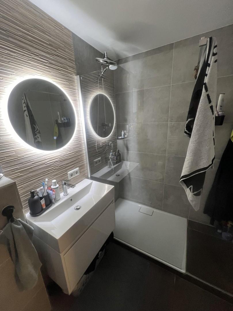 Badezimmer eingerichtet