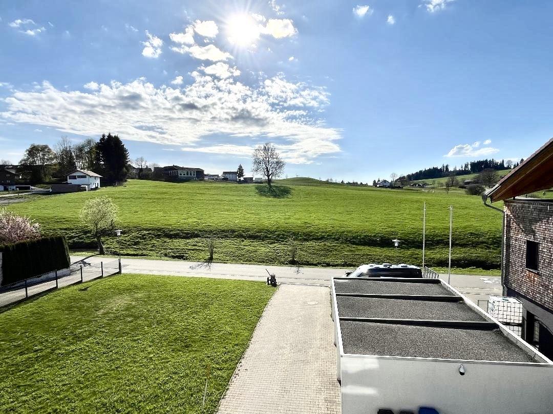 Grundstück mit Garagen