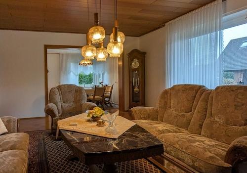 Wohnzimmer/Esszimmer