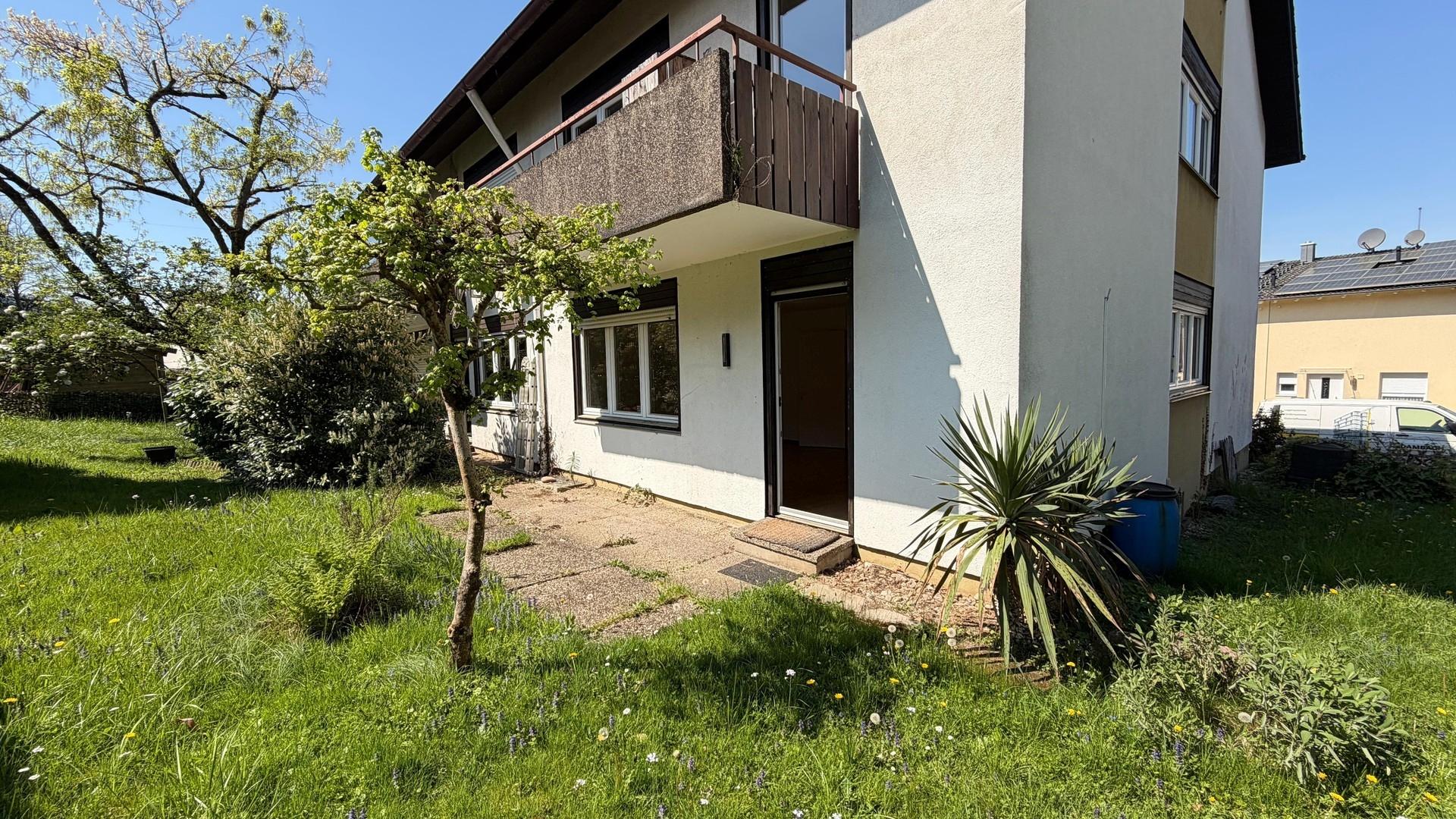 Terrasse zur Gartenseite