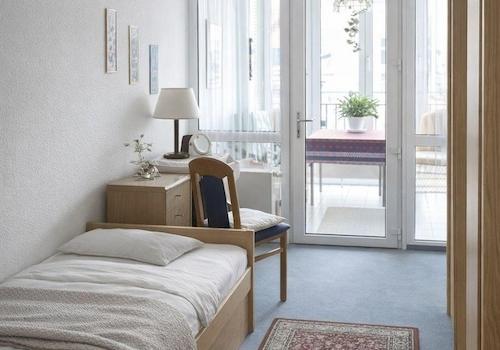 Schlafzimmer mit Wintergarten