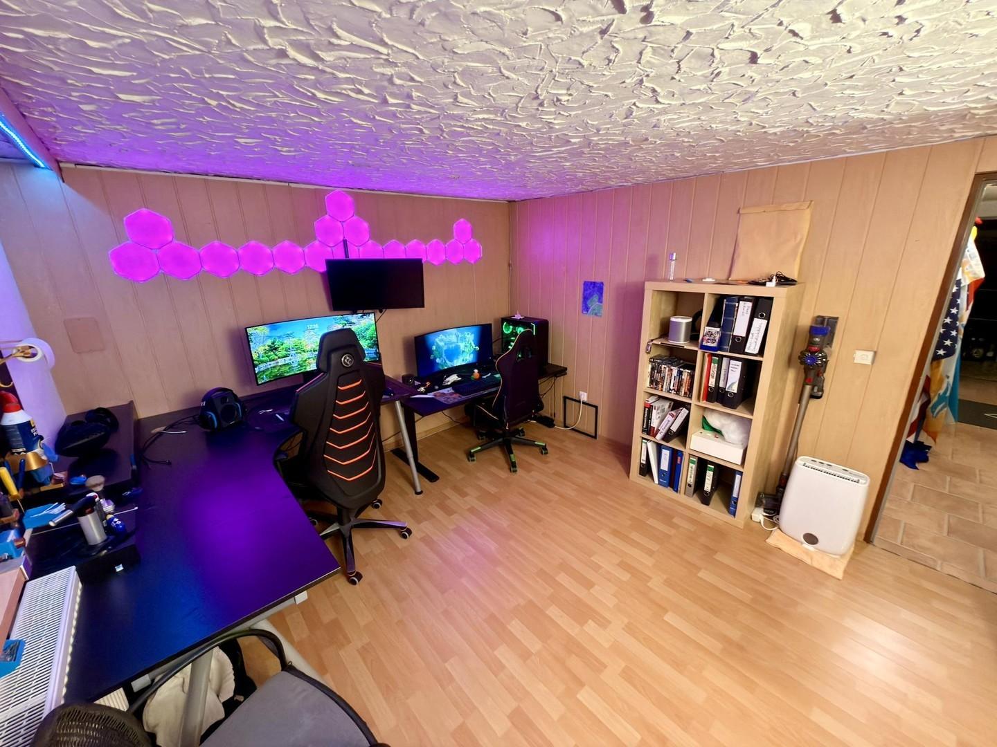 Keller Büro/Schlafzimmer 1