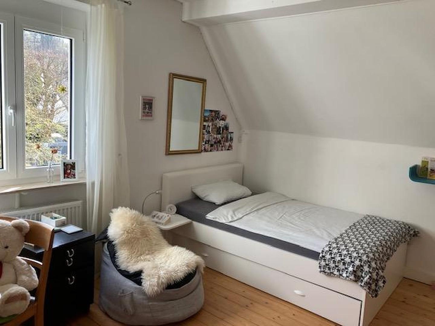 OG Kinder/Arbeitszimmer 2