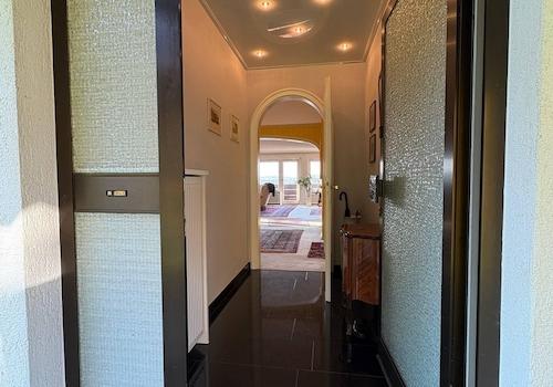 Eingangsbereich / Garderobe