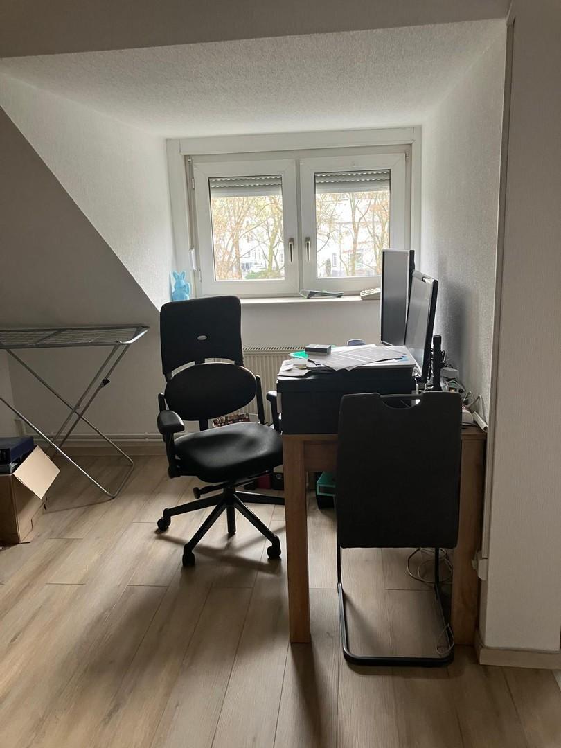 Wohnzimmer/Arbeitsplatz