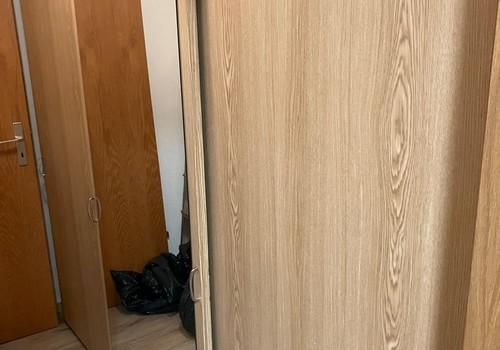 Großer Schrank/Schrankzimmer