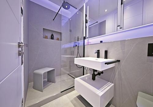 Zeitlos + Einbauschränke