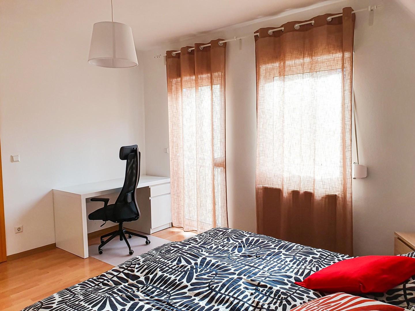 Schlafzimmer/Arbeitszimmer